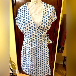 Francesca’s blue and white short summer dress